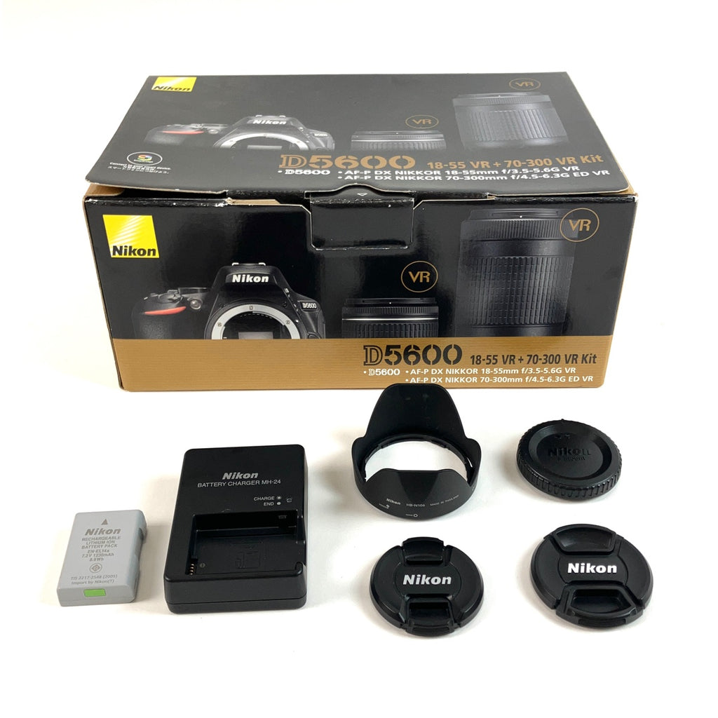 ニコン Nikon D5600 ダブルズームキット デジタル 一眼レフカメラ 【中古】