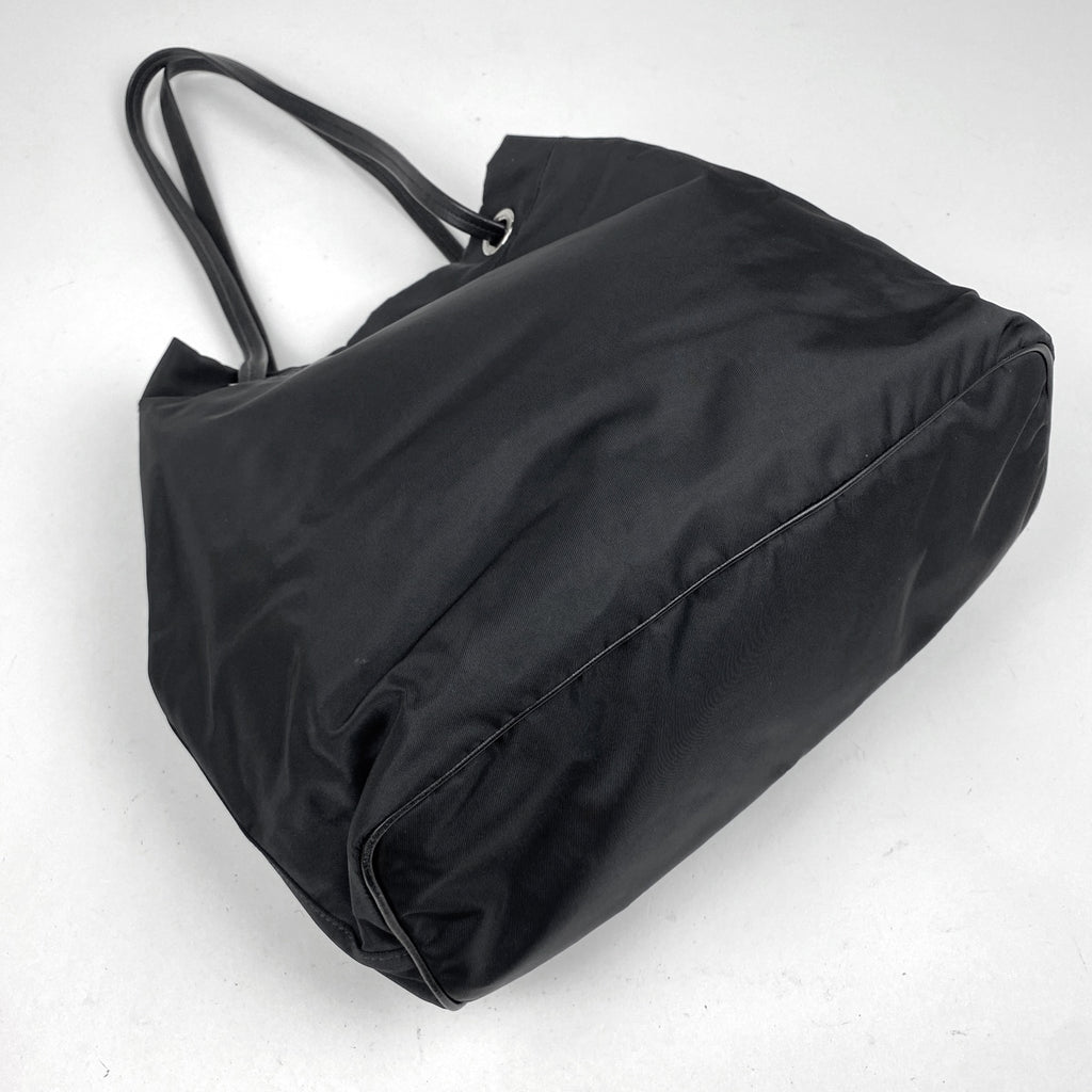 プラダ ロゴプレート トートバッグ ショルダーバッグ トートバッグ ナイロン ネロ(ブラック) レディース 【中古】brbag