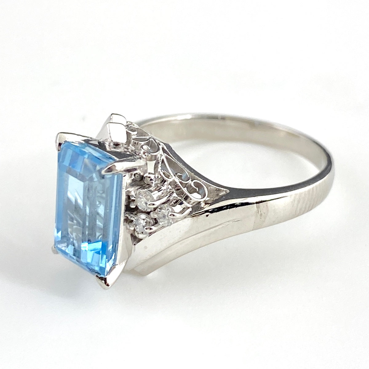 ☆4.6ct☆大粒アクアマリン✨1.2ctダイヤモンドプラチナリング