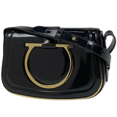 【在庫一掃】 サルヴァトーレフェラガモ ガンチーニ ショルダーバッグ ワンショルダー エナメル ショルダーバッグ パテントレザー ブラック レディース 【中古】 brbag