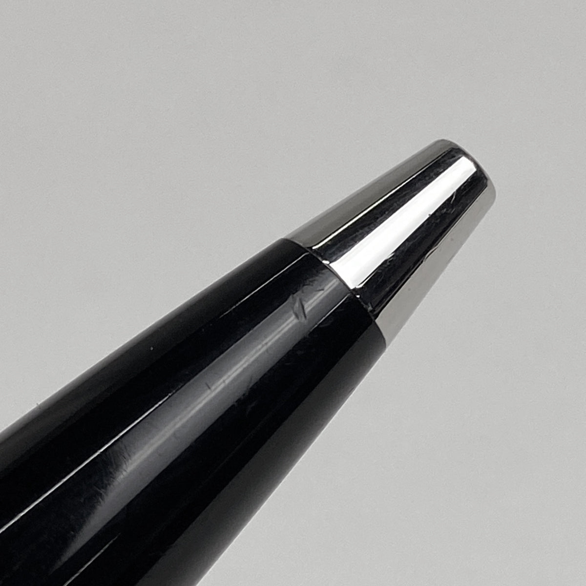 モンブラン ボールペン ボエム 石なし 初期 黒 小さな筆記具は良いものだ！カラーストーンが無いモンブランの