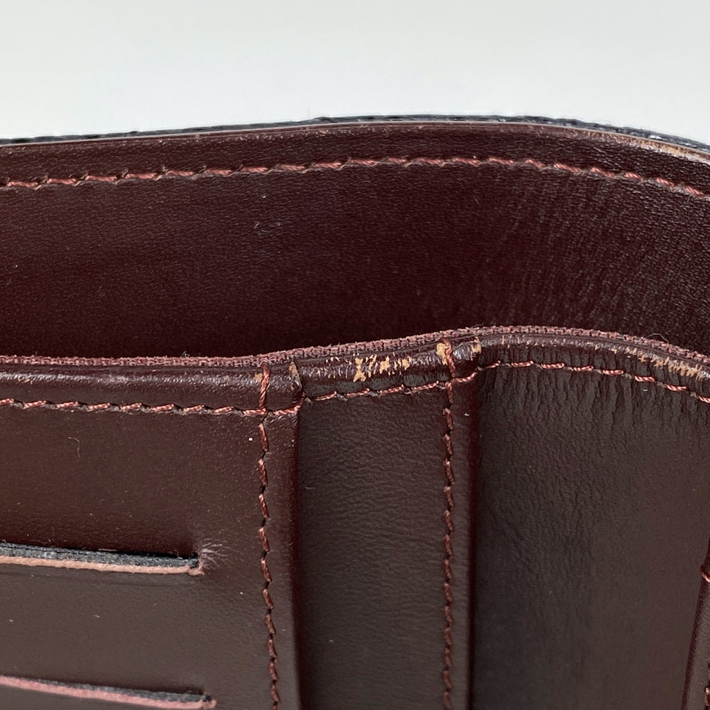 シャネル ココマーク 三つ折り 長財布 マトラッセ 長財布 キャビアスキン ブラック A31506 レディース 【中古】 
 ラッピング可