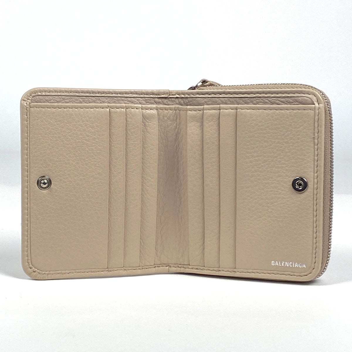 極美品✨バレンシアガ エブリデイ シボ革 レザー ラウンドファスナー ブラック ✨極美品✨BALENCIAGAエブリデイ折り財布ラウンドジップレザー黒