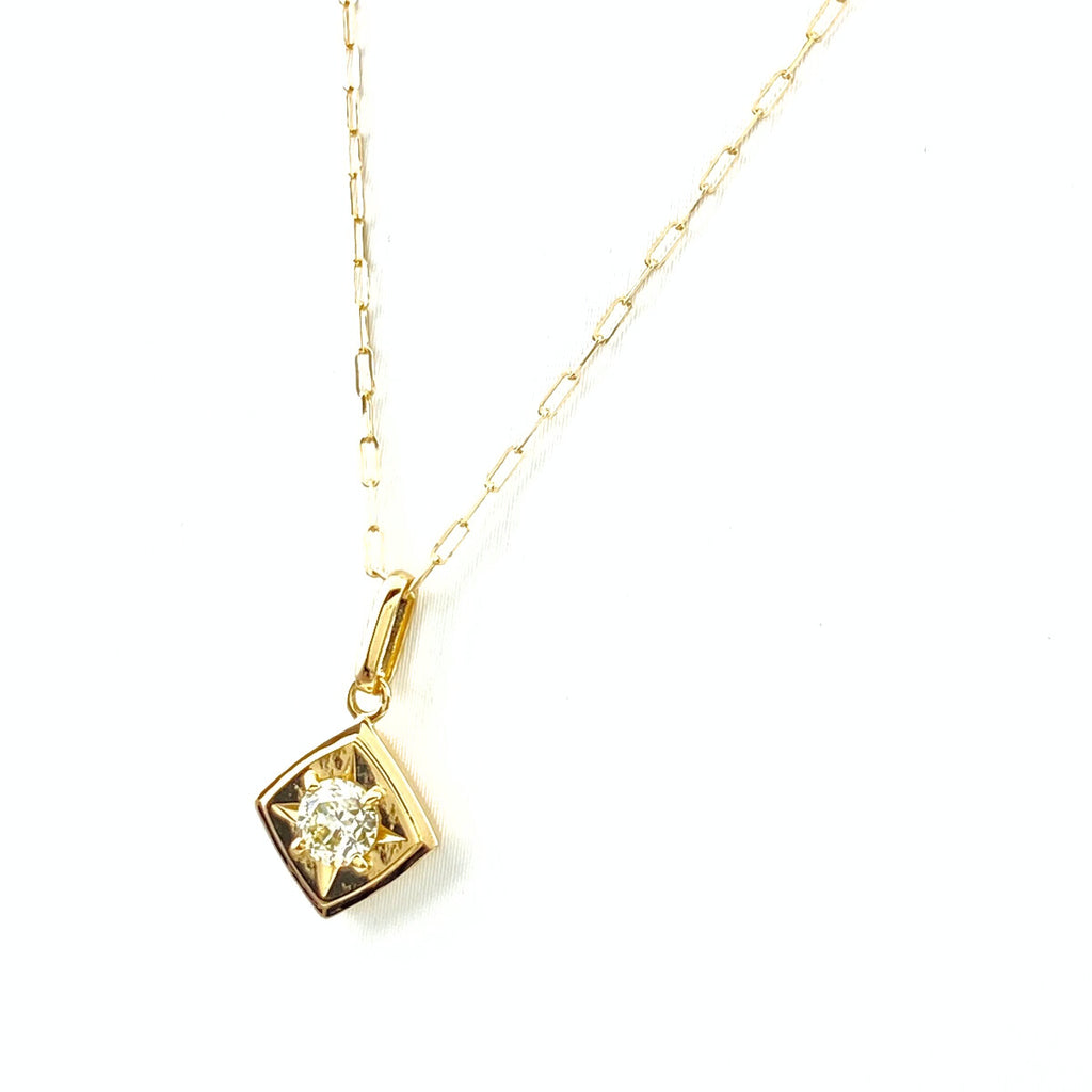 ダイヤモンド デザインネックレス YG イエローゴールド ペンダント ネックレス K18 ダイヤモンド レディース 【中古】nbjwl
