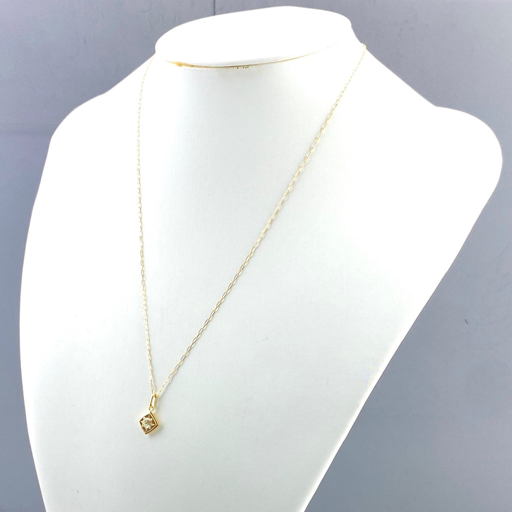 ダイヤモンド デザインネックレス YG イエローゴールド ペンダント ネックレス K18 ダイヤモンド レディース 【中古】nbjwl