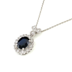クローバーモチーフ デザインネックレス プラチナ ペンダント メレダイヤ ダイヤモンド 三つ葉 ネックレス Pt900 Pt850 サファイア レディース 【中古】 
 ラッピング可