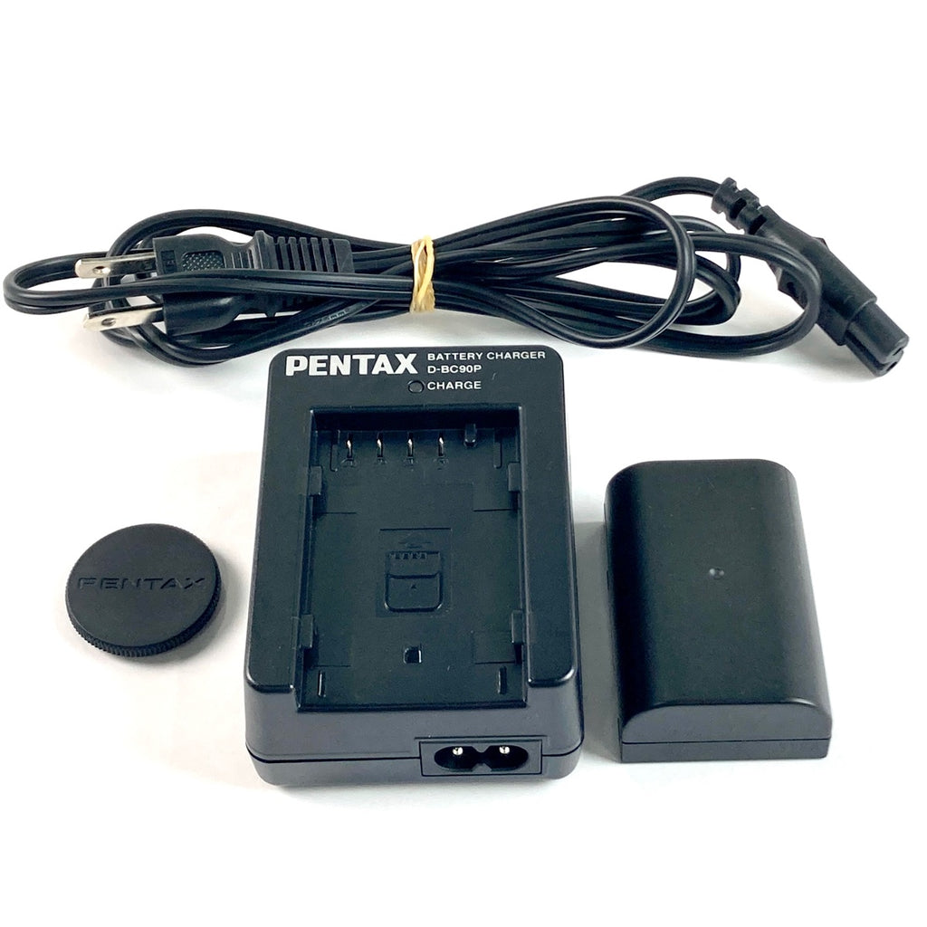 ペンタックス PENTAX K-01 レンズキット ホワイト/ブラック デジタル ミラーレス 一眼カメラ 【中古】