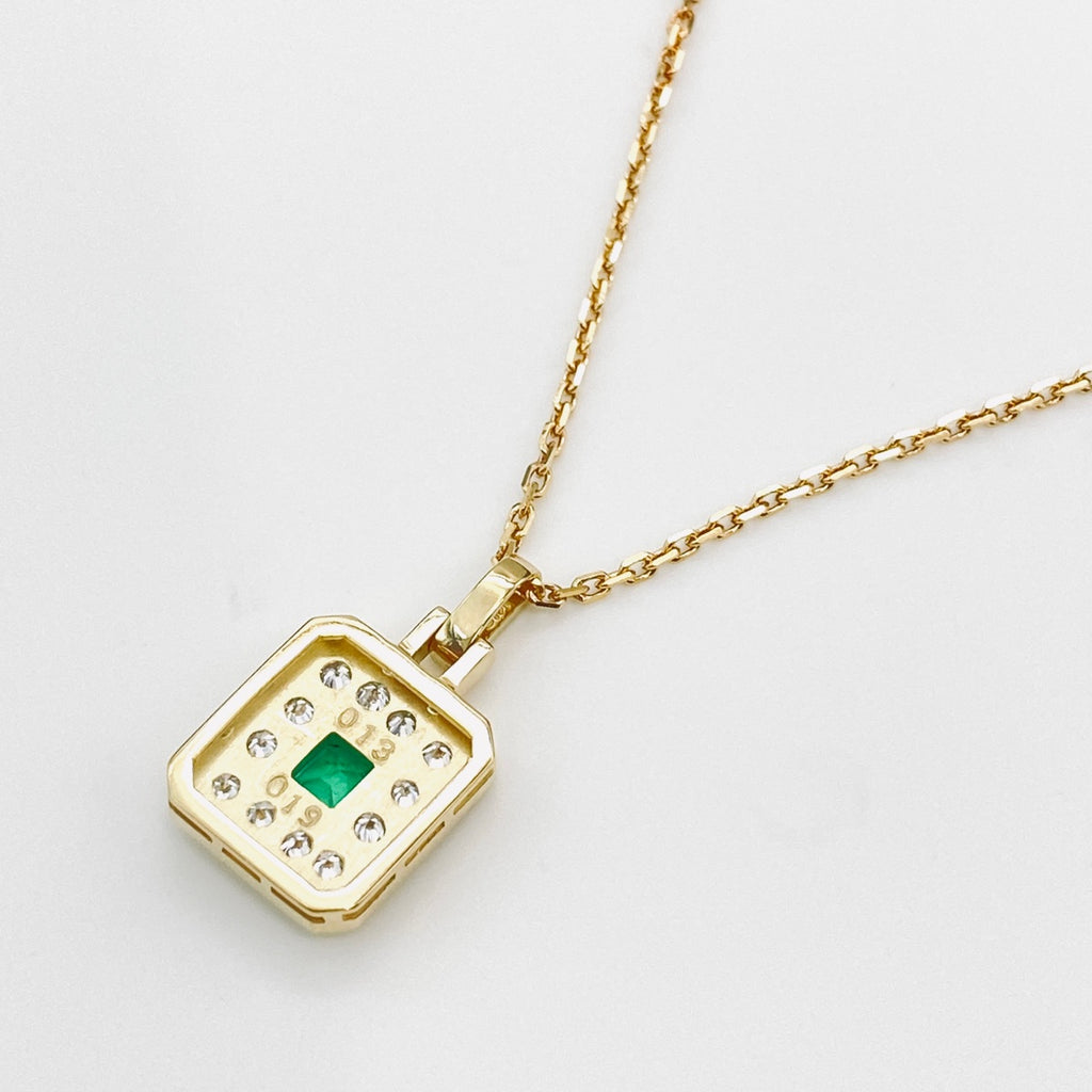 エメラルド デザインネックレス YG イエローゴールド ペンダント メレダイヤ ネックレス K18 エメラルド ダイヤモンド レディース 【中古】 nbjwl