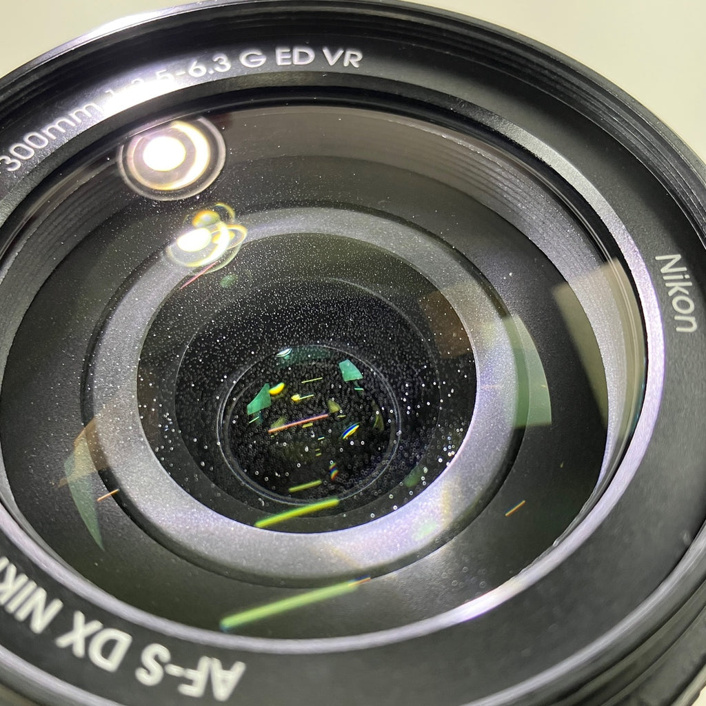 ニコン Nikon AF-S DX NIKKOR 18-300mm F3.5-6.3G ED VR 一眼カメラ用レンズ（オートフォーカス） 【中古】cambb