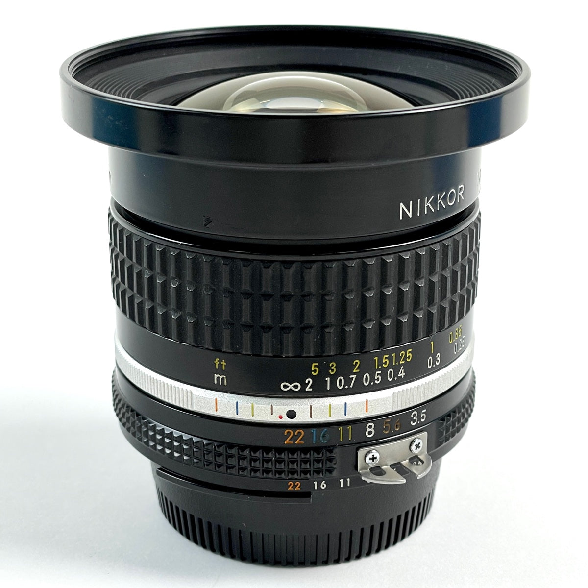 Nikon FE カメラ レンズ ニコン AI AI-S F1.8 F3.5 ニッコール千夜一夜物語 - 第六十夜 | Enjoyニコン | ニコン