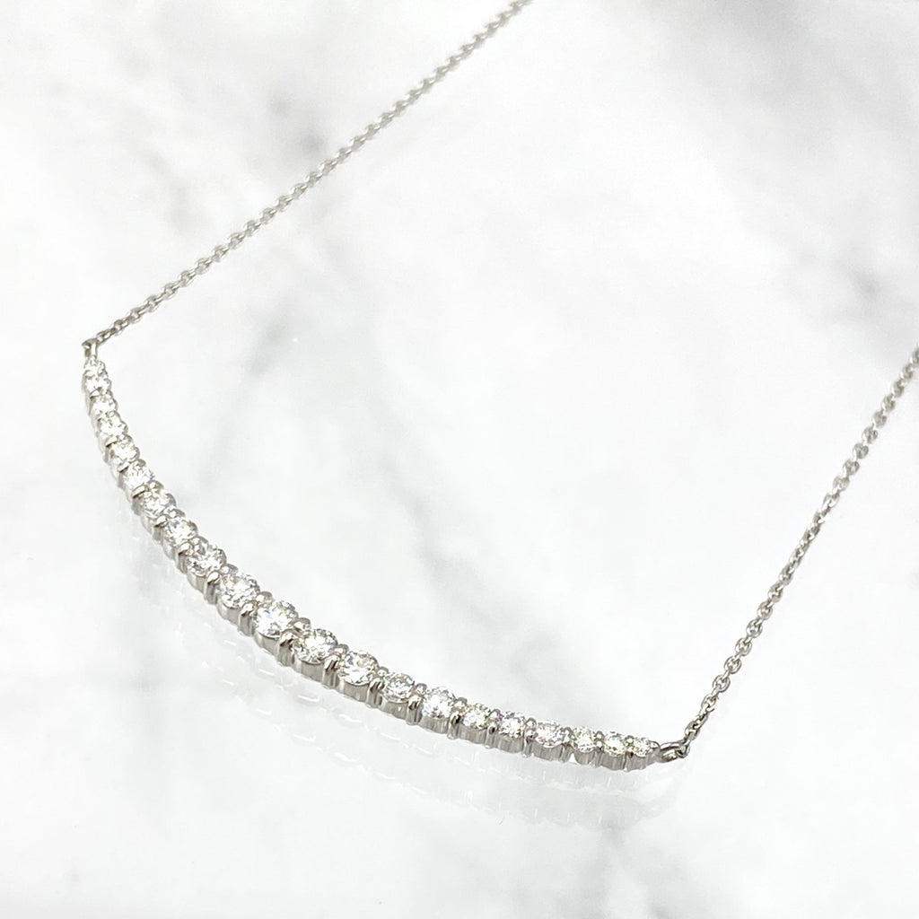 セレクトジュエリー メレダイヤ デザインネックレス プラチナ ペンダント ネックレス Pt900 Pt850 ダイヤモンド レディース 
 ラッピング可