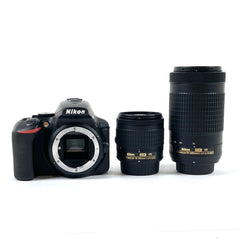 ニコン Nikon D5600 ダブルズームキット デジタル 一眼レフカメラ 【中古】cambb