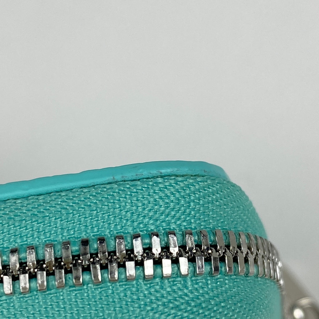 ティファニー ロゴ ラウンドファスナー 二つ折り財布 コインケース 二つ折り財布 レザー ブルー レディース 【中古】brbag