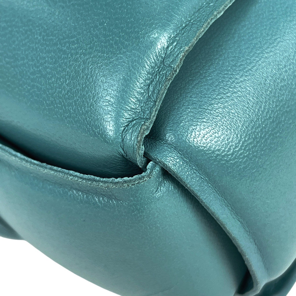 【在庫一掃】 ボッテガヴェネタ パデッド カセット ショルダーバッグ マキシイントレチャート ショルダーバッグ レザー ターコイズブルー レディース 【中古】 brbag