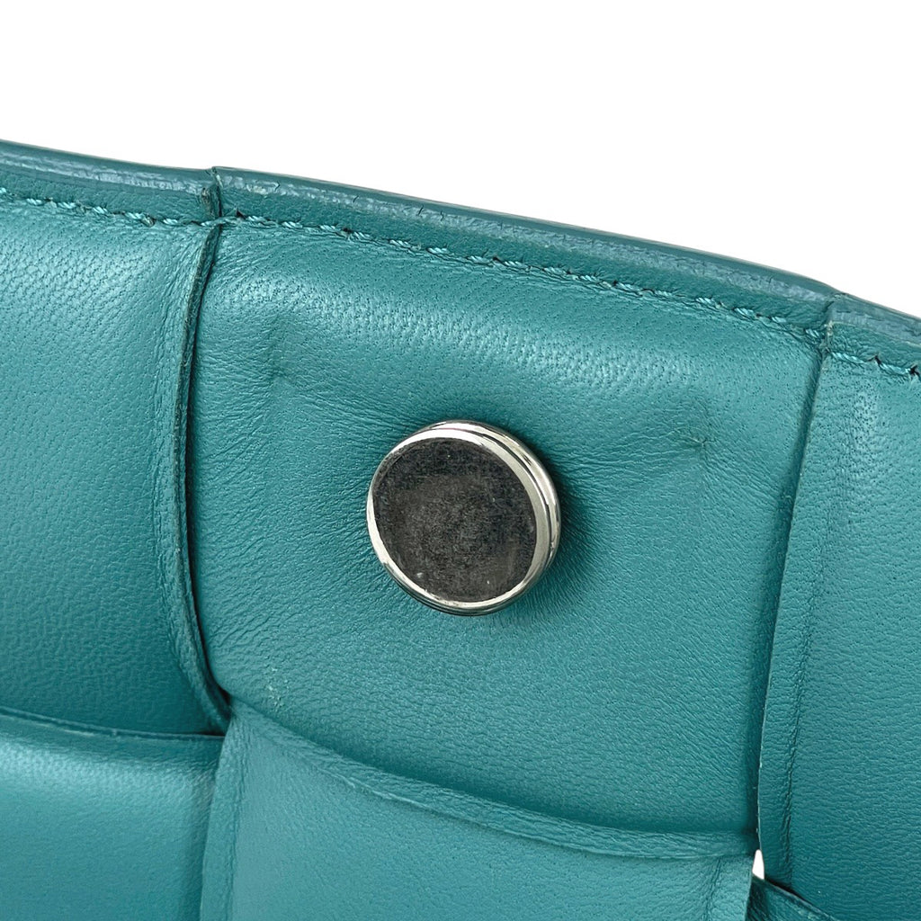 【在庫一掃】 ボッテガヴェネタ パデッド カセット ショルダーバッグ マキシイントレチャート ショルダーバッグ レザー ターコイズブルー レディース 【中古】 brbag