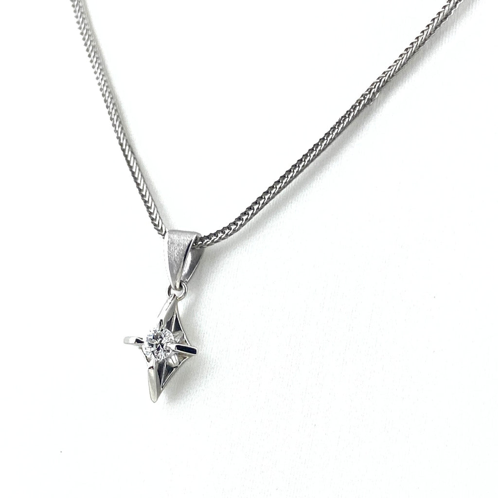メレダイヤ デザインネックレス プラチナ ペンダント ネックレス Pt900 Pt850 ダイヤモンド レディース 【中古】nbjwl