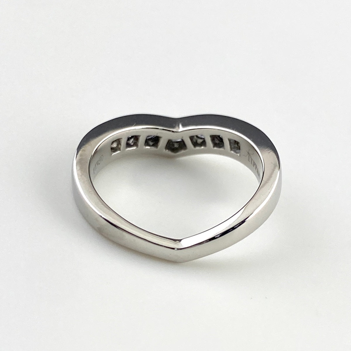バイセル公式】ティファニー Vバンド リング プラチナ 指輪