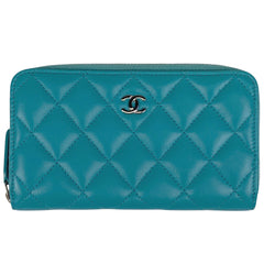 シャネル ココマーク ラウンドファスナー カードケース マトラッセ 財布 カードケース レザー ブルー レディース 【中古】 brbag