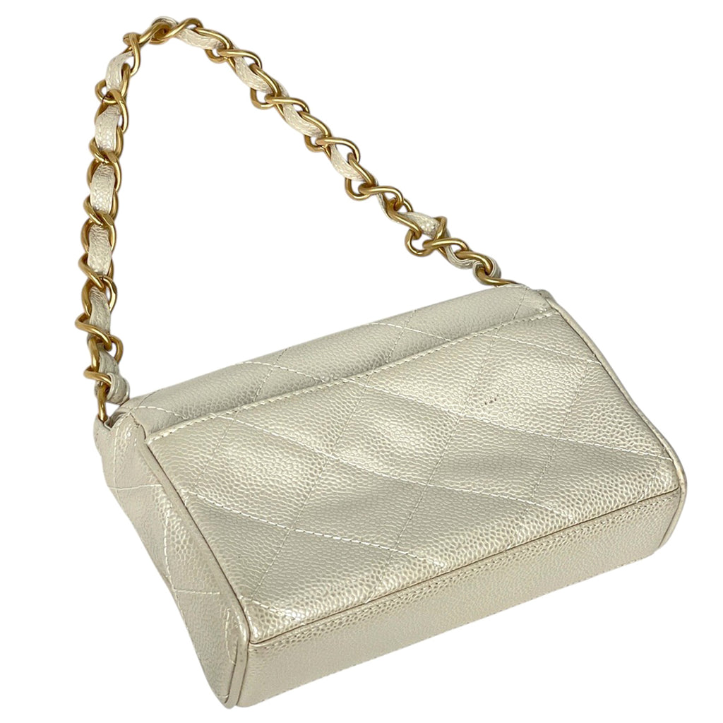 【在庫一掃】 シャネル ココマーク チェーン ハンドバッグ ミニ マトラッセ ハンドバッグ キャビアスキン ホワイト レディース 【中古】 brbag