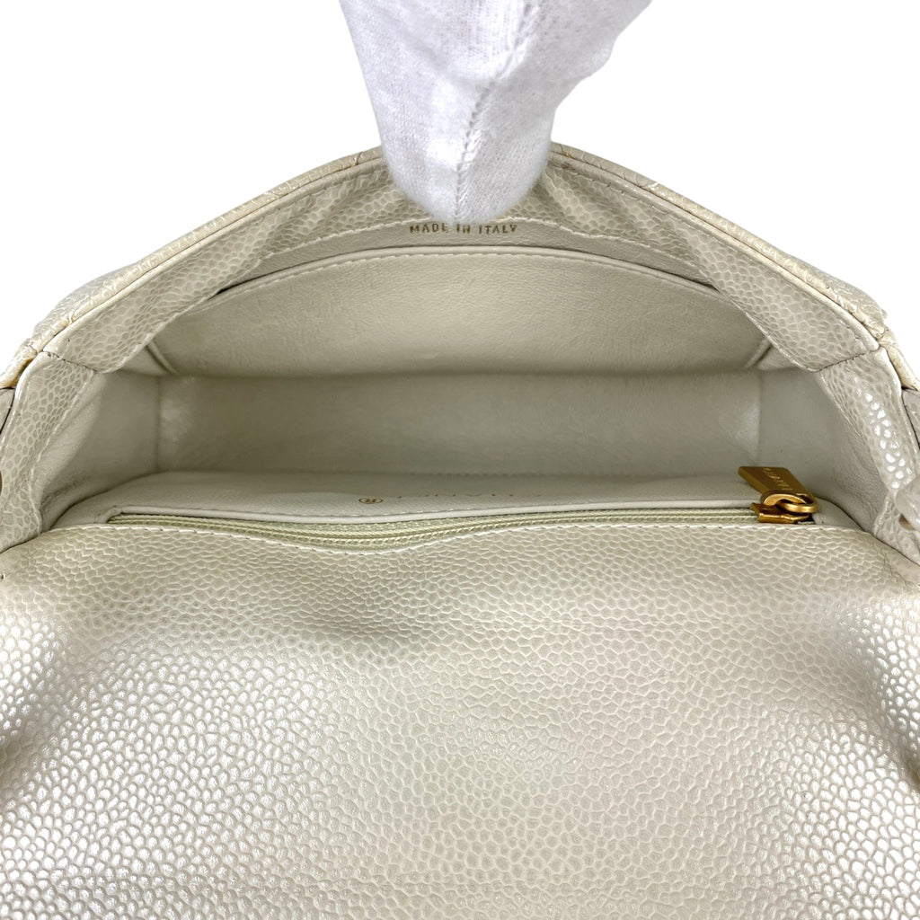 【在庫一掃】 シャネル ココマーク チェーン ハンドバッグ ミニ マトラッセ ハンドバッグ キャビアスキン ホワイト レディース 【中古】 brbag