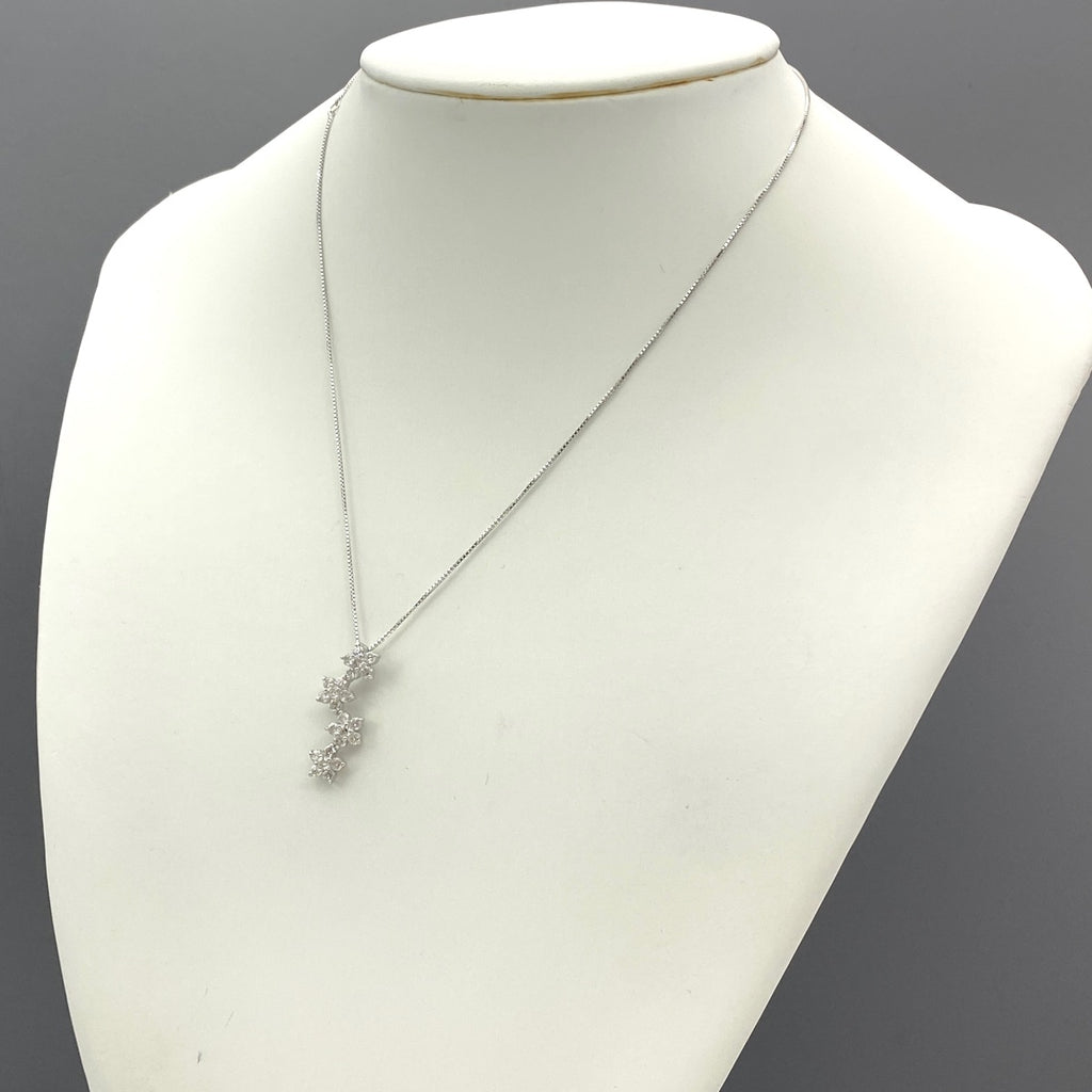フラワーモチーフ デザインネックレス WG ホワイトゴールド ペンダント 花 メレダイヤ ネックレス K18 WG ダイヤモンド レディース 【中古】nbjwl