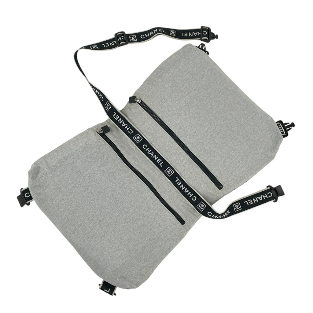 24SS CHANEL CCロゴ ホーボーショルダーバッグ 目を惹く☆2WAY】CHANEL ホーボー バッグ CCロゴ チェーン