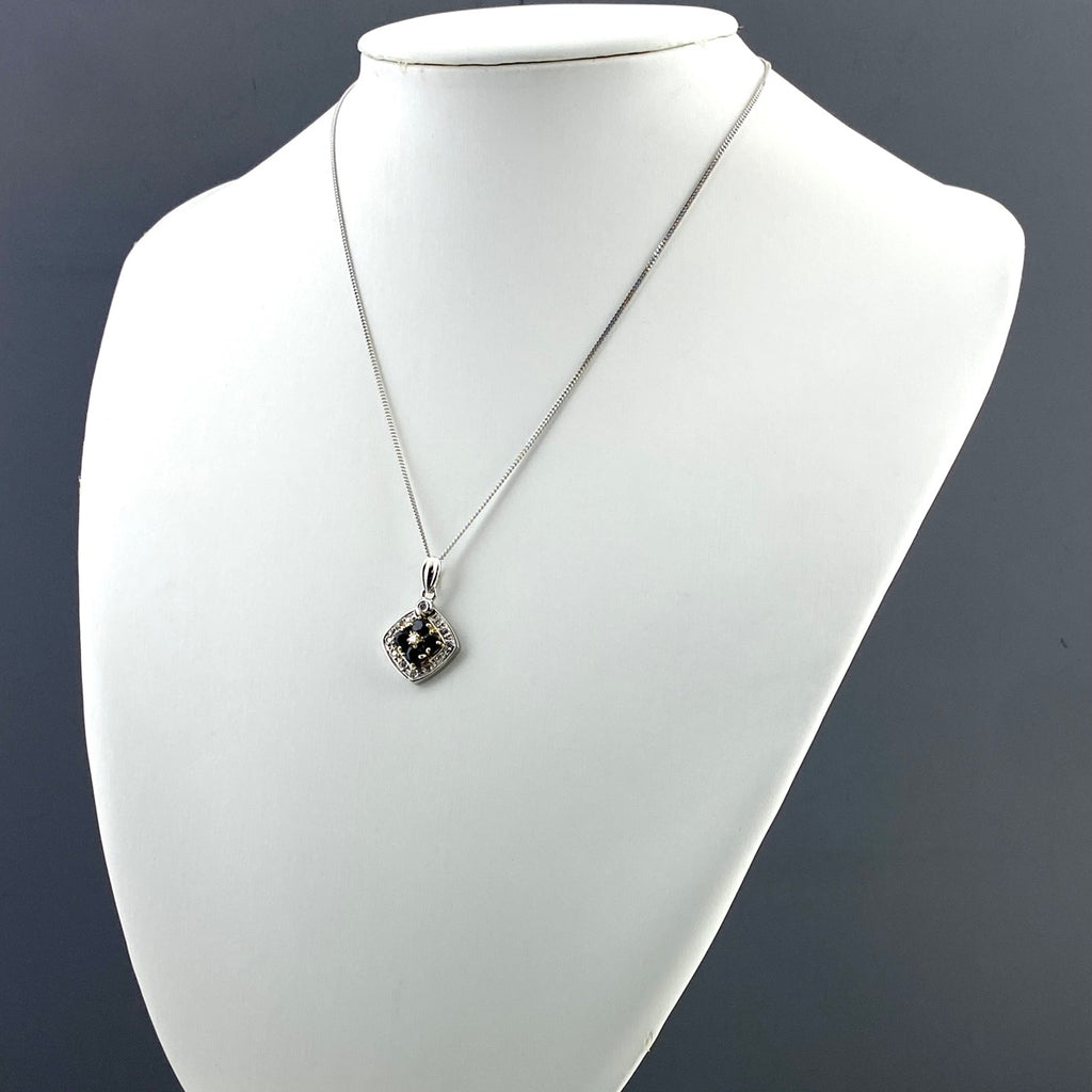 フラワーモチーフ デザインネックレス プラチナ YG イエローゴールド ペンダント メレダイヤ ダイヤモンド 花 ネックレス Pt850 K18 サファイア レディース 【中古】nbjwl