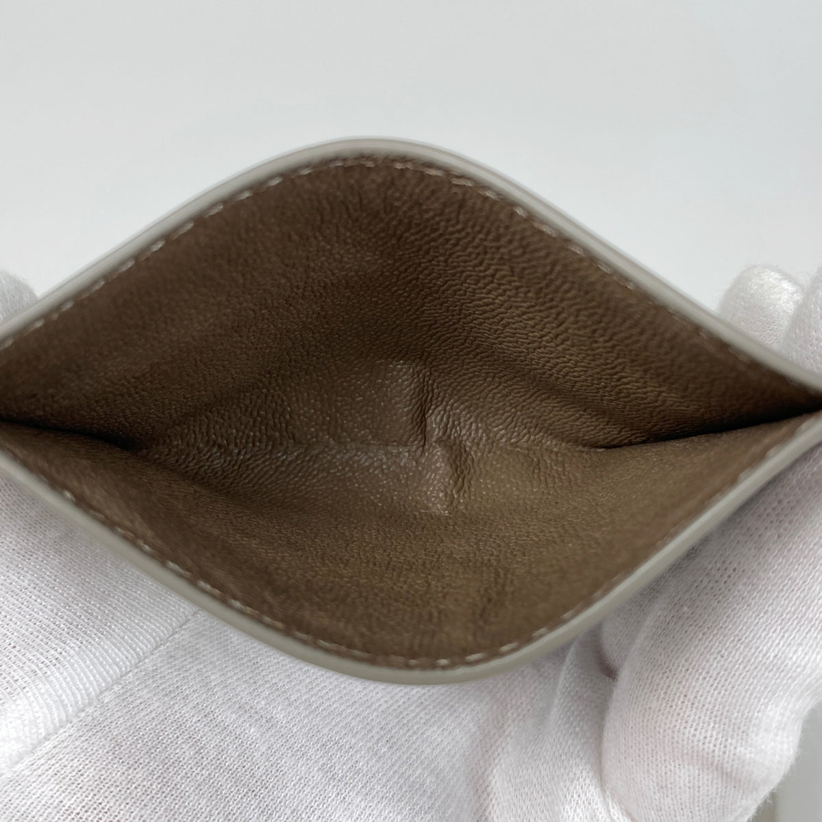 【美品】ボッテガヴェネタ インテレチャート カードケース レザー グレー 保存袋 バイセル公式】ボッテガヴェネタ イントレチャート カードケース