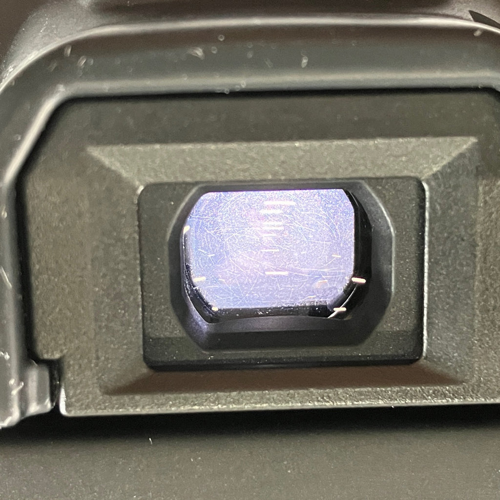 【在庫一掃】 キヤノン Canon EOS Kiss X5 ダブルズームキット デジタル 一眼レフカメラ 【中古】cambb