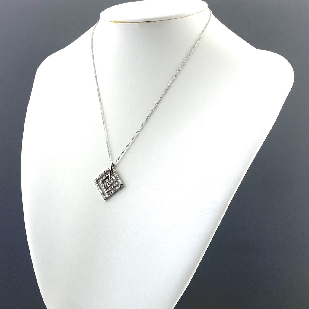 【在庫一掃】 メレダイヤ デザインネックレス プラチナ ペンダント ネックレス Pt900 Pt850 ダイヤモンド レディース 【中古】nbjwl