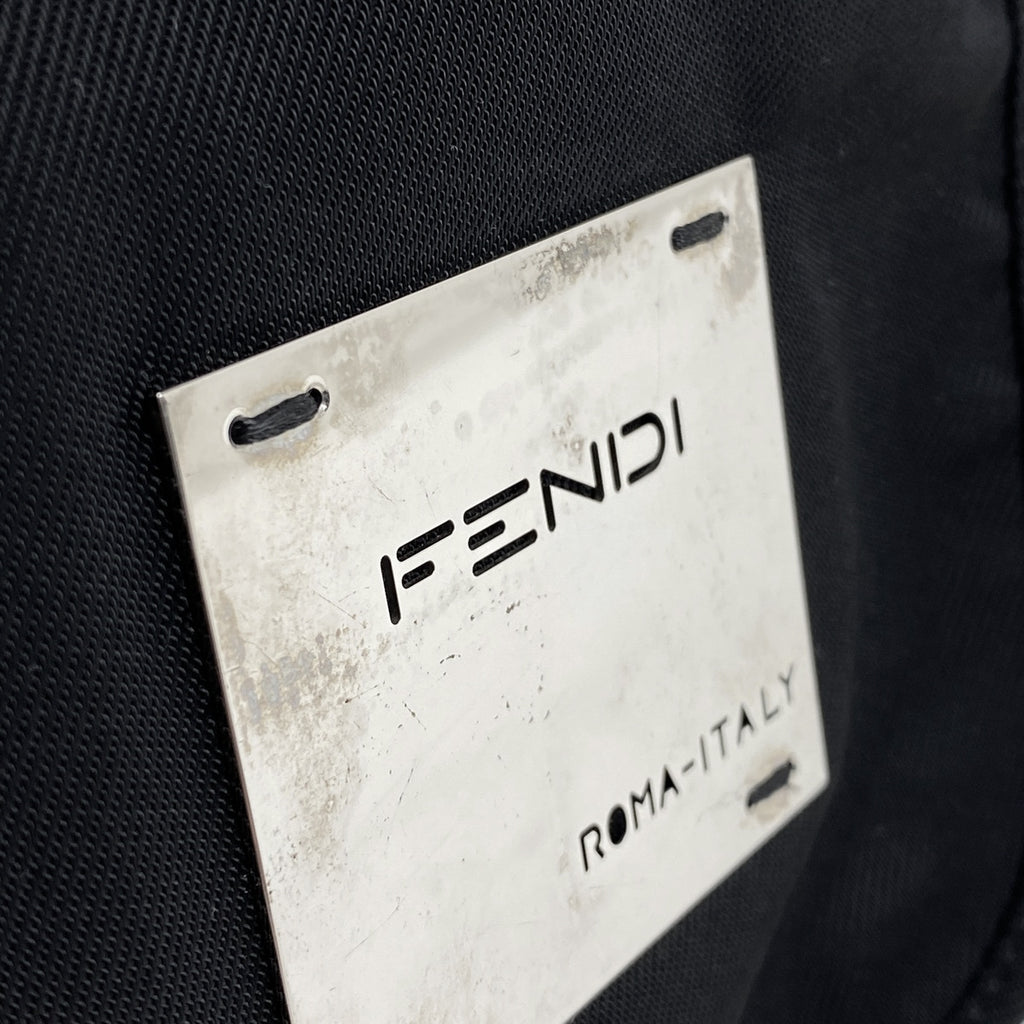 フェンディ ロゴ ショルダーバッグ メッセンジャーバッグ ショルダーバッグ ナイロン ブラック レディース 【中古】brbag