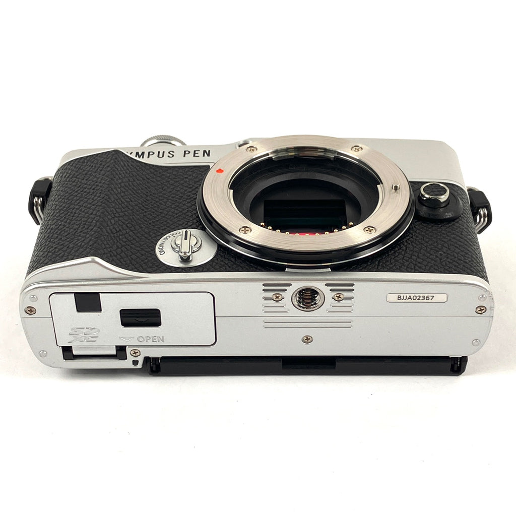 オリンパス OLYMPUS PEN E-P7 ボディ シルバー デジタル ミラーレス 一眼カメラ 【中古】