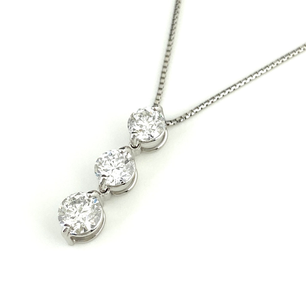 メレダイヤ デザインネックレス プラチナ ペンダント  ネックレス Pt900 Pt850 ダイヤモンド レディース 【中古】 
 ラッピング可