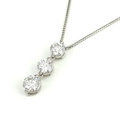 メレダイヤ デザインネックレス プラチナ ペンダント  ネックレス Pt900 Pt850 ダイヤモンド レディース 【中古】 
 ラッピング可