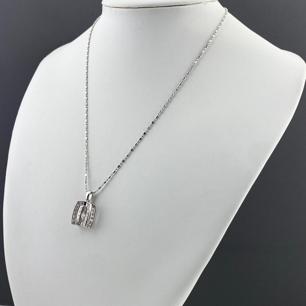 ダイヤモンド デザインネックレス WG ホワイトゴールド ペンダント メレダイヤ ネックレス K18 WG ダイヤモンド レディース 【中古】nbjwl