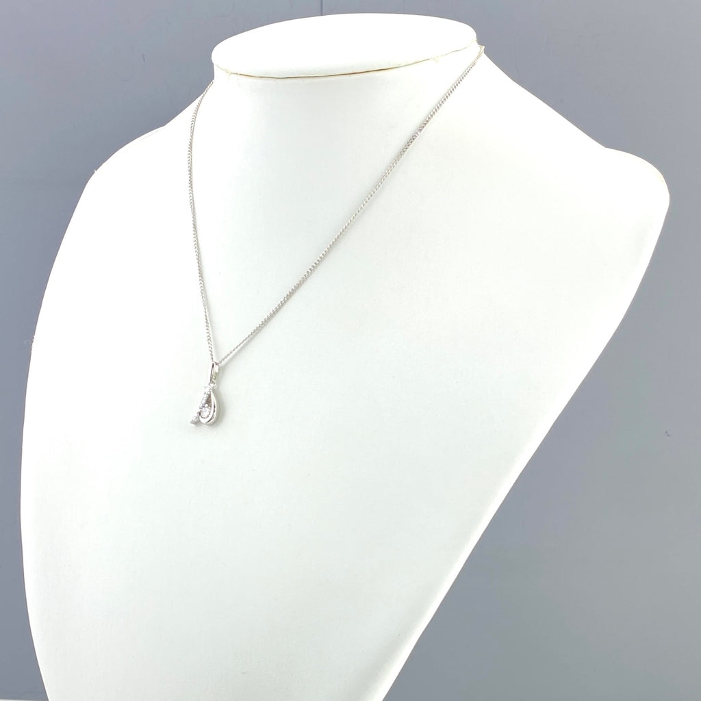 メレダイヤ デザインネックレス プラチナ ペンダント ネックレス Pt900 Pt850 ダイヤモンド レディース 【中古】nbjwl