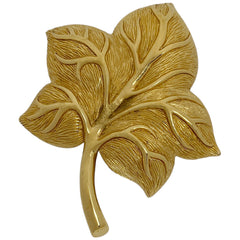 クリスチャンディオール リーフモチーフ ブローチ 葉っぱ ブローチ GP ゴールド レディース 【中古】 bracc