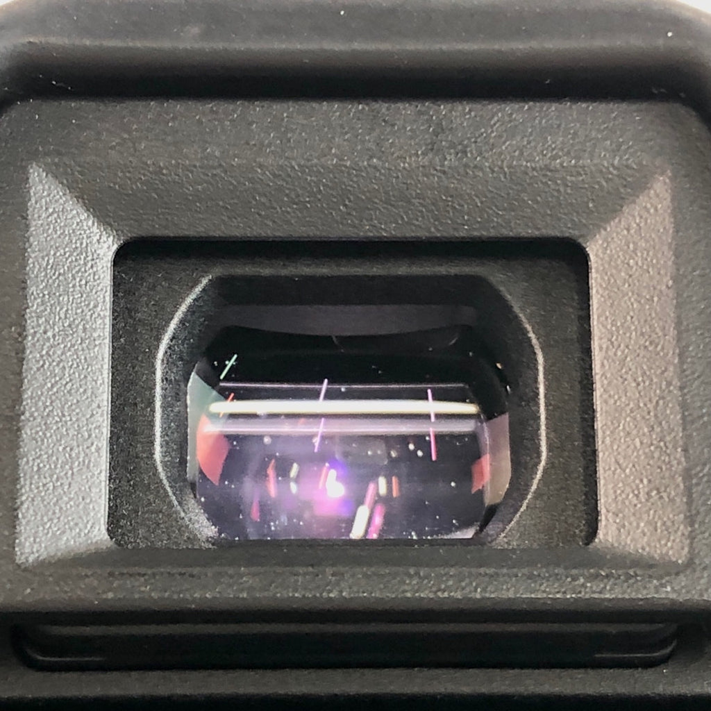 キヤノン Canon EOS Kiss X9 EF-S 18-55 F4-5.6 IS STM レンズキット ブラック デジタル 一眼レフカメラ 【中古】