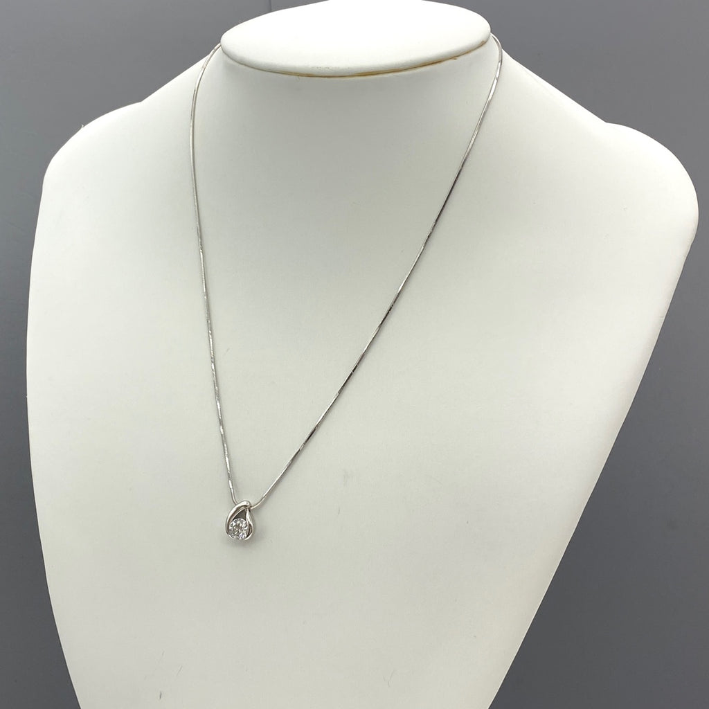ダイヤモンド デザインネックレス プラチナ ペンダント ネックレス Pt900 Pt850 ダイヤモンド レディース 【中古】nbjwl
