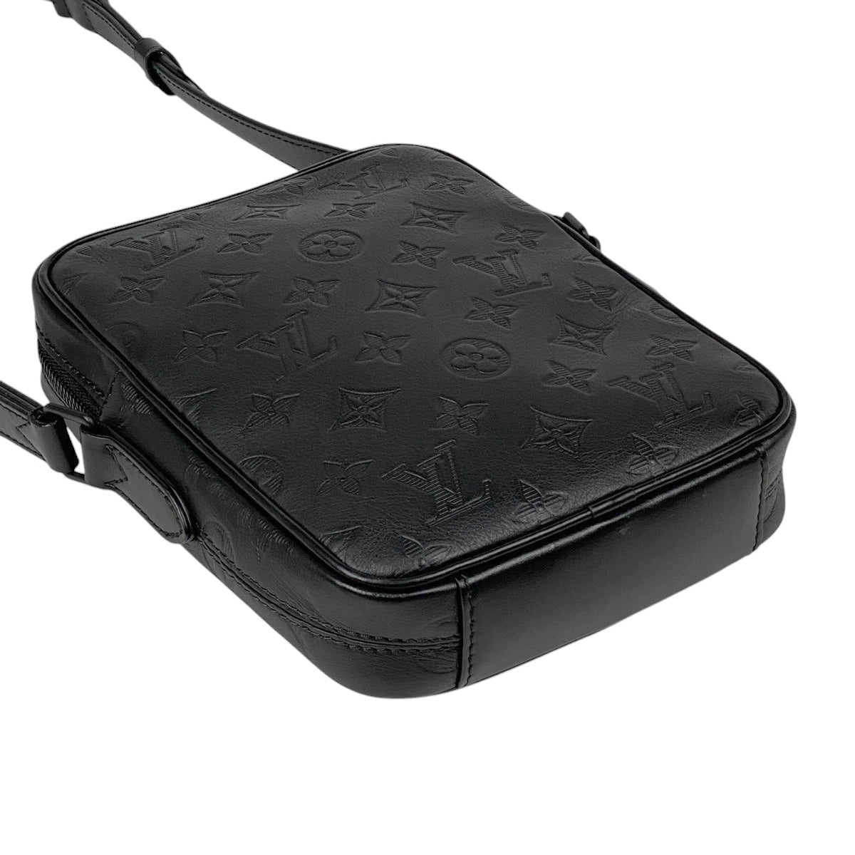 ルイヴィトン M55120 ダヌーヴ PM(未使用)廃番品 ルイヴィトン M55120 ダヌーヴ PM(未使用)廃番品