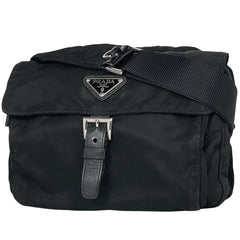 プラダ ロゴプレート ショルダーバッグ 斜め掛け ショルダーバッグ ナイロン ネロ(ブラック) BT0521 レディース 【中古】