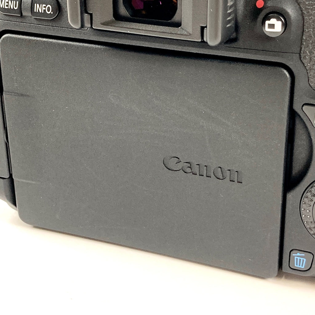 キヤノン Canon EOS 8000D ボディ デジタル 一眼レフカメラ 【中古】cambb