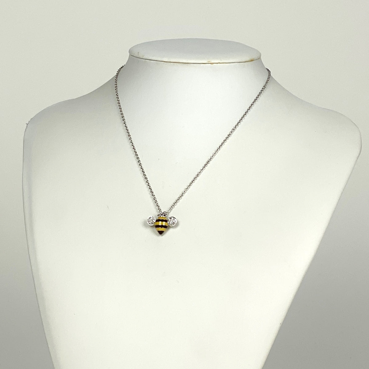 スワロフスキー クリスタル 蜂 ブローチ コサージュ SWAROVSKI Bee SWAROVSKI - swarovski スワロフスキー 蜂 BEE ブローチの通販