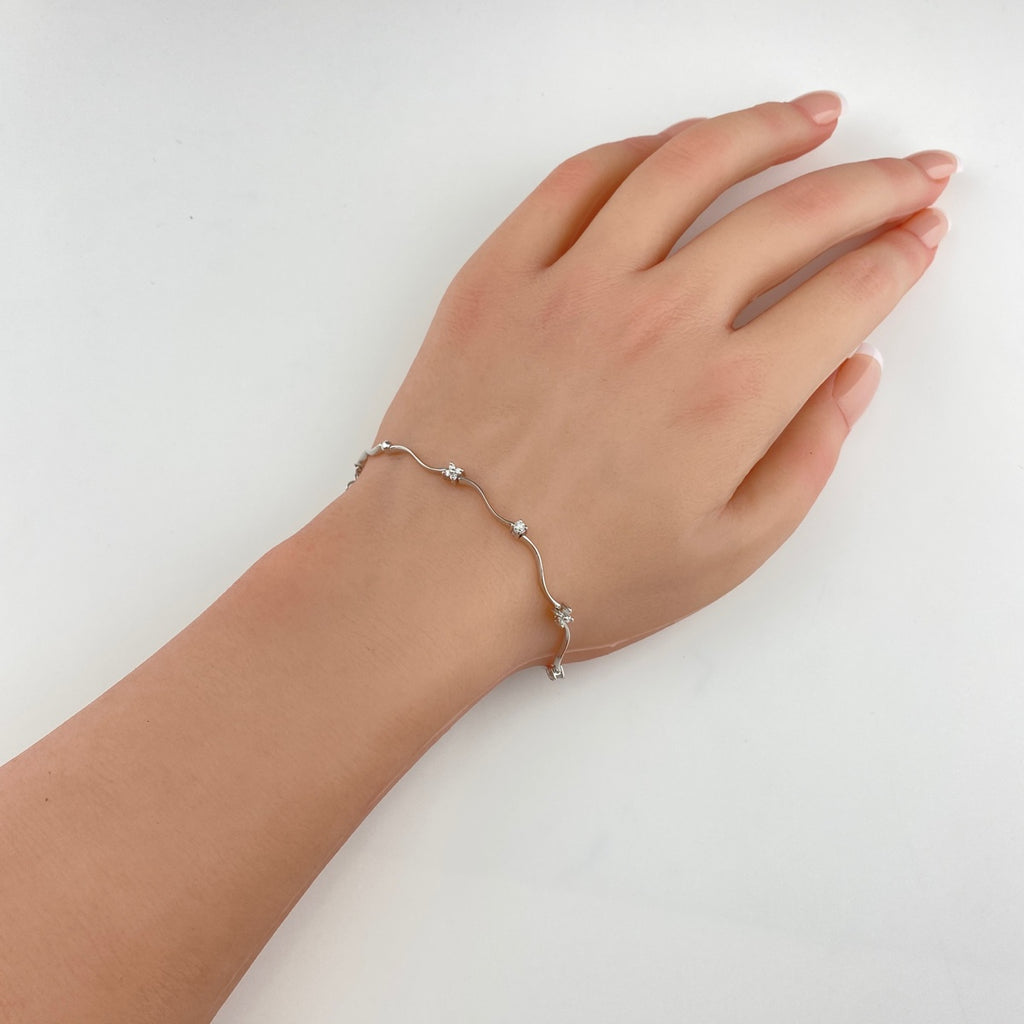 ヴァンドーム青山 メレダイヤ デザインブレスレット WG ホワイトゴールド 腕輪 ブレスレット K18 WG ダイヤモンド レディース 【中古】brjwl