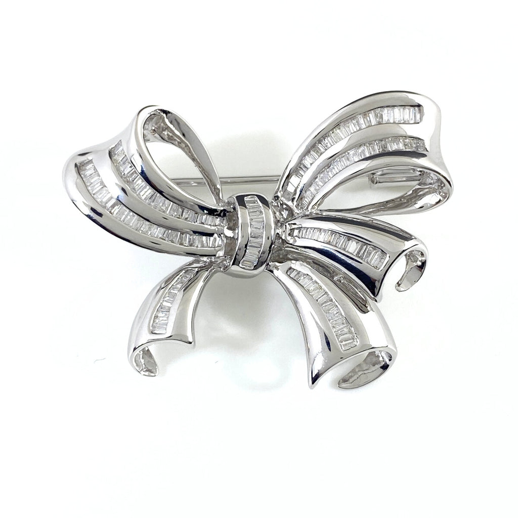 リボンモチーフ デザインブローチ メレダイヤ ブローチ K18 ダイヤモンド レディース 【中古】nbjwl