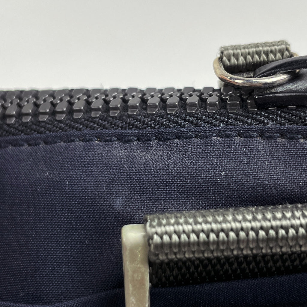 プラダスポーツ ロゴ ショルダーバッグ スポーツライン ショルダーバッグ ナイロン ネイビー 4VA311 レディース 【中古】brbag