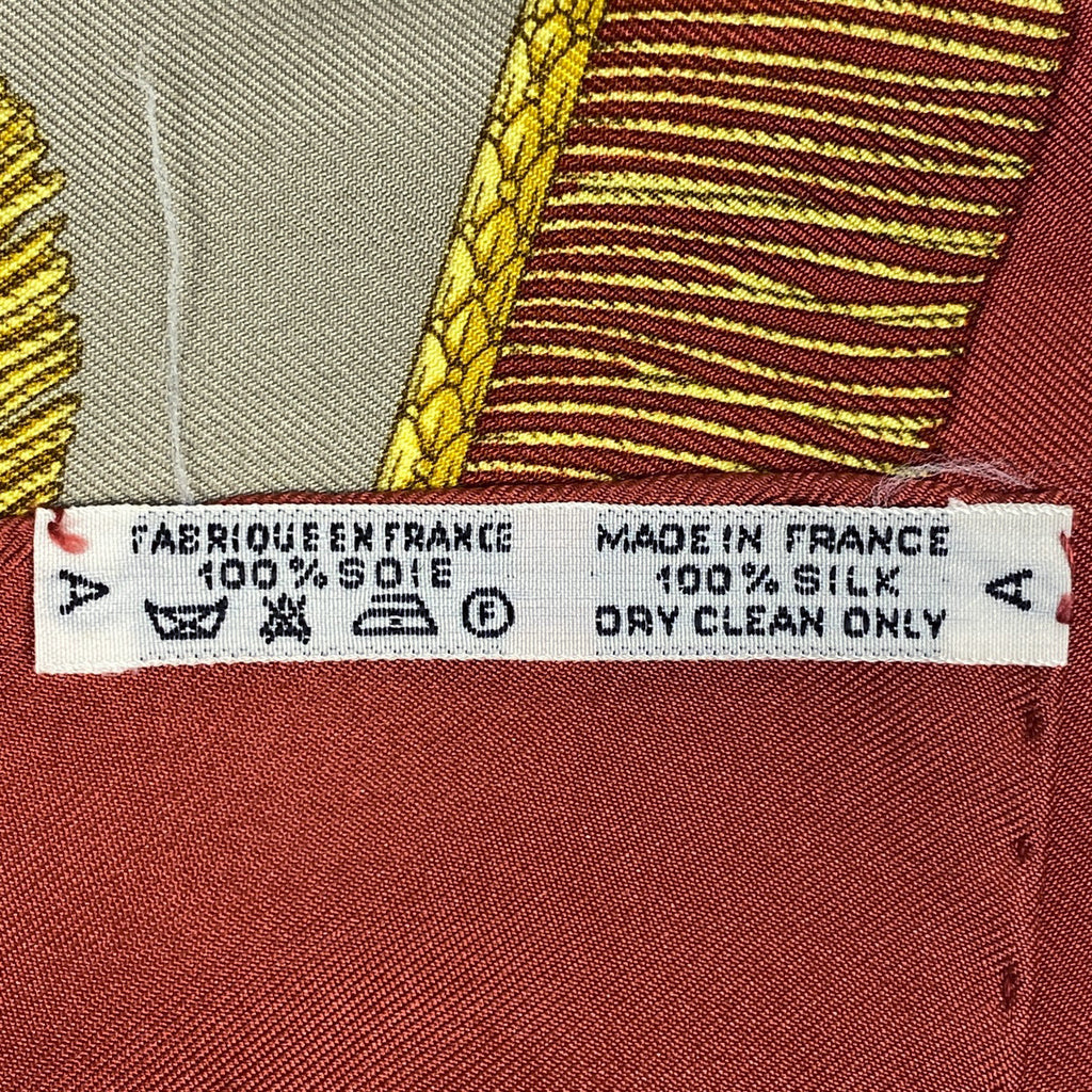 エルメス カレ 90 Poste et Cavalerie サーベル飾り袋 スカーフ シルク レッド マルチカラー レディース 【中古】brbag
