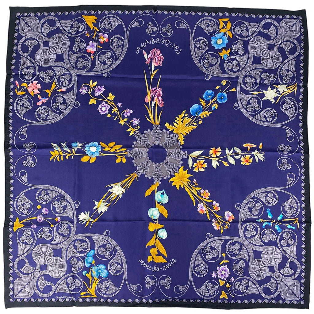 エルメス カレ 90 ARABESQUES アラベスク スカーフ シルク ネイビー マルチカラー レディース 【中古】 
 ラッピング可