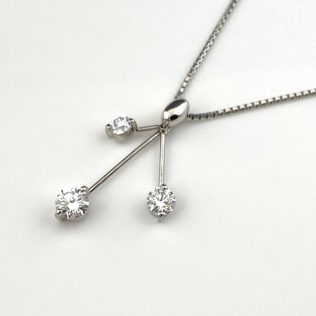 【在庫一掃】 ダイヤモンド デザインネックレス プラチナ ペンダント ネックレス Pt900 Pt850 ダイヤモンド レディース 【中古】 nbjwl