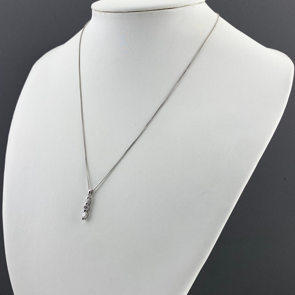 メレダイヤ デザインネックレス プラチナ ペンダント ネックレス Pt900 Pt850 ダイヤモンド レディース 【中古】nbjwl